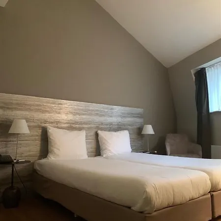 Au Quartier Hotel