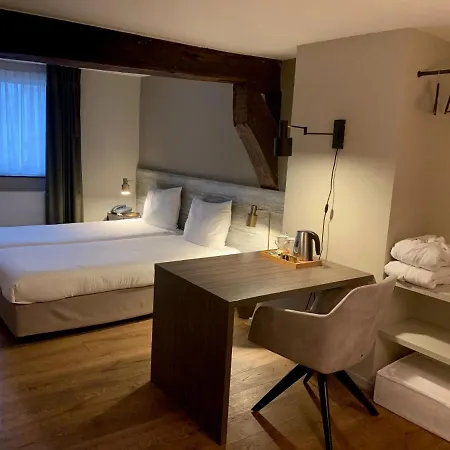 Hotel Au Quartier 3*
