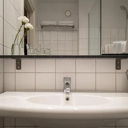 Hotel Au Quartier 3*