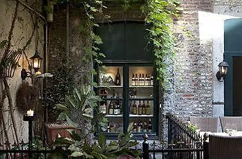 Au Quartier Maastricht