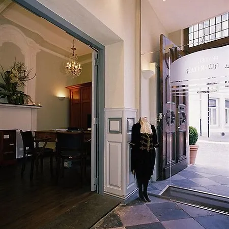 Au Quartier Hotel 3*