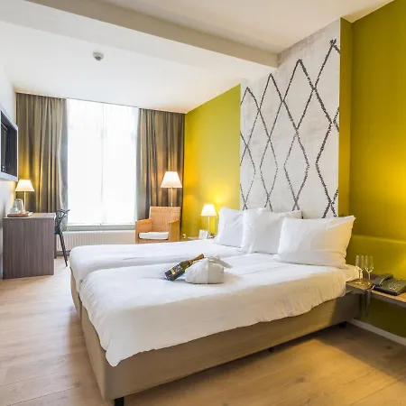 Hotel Au Quartier 3*