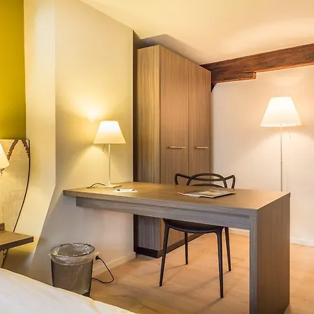 Au Quartier 3* Μάαστριχτ